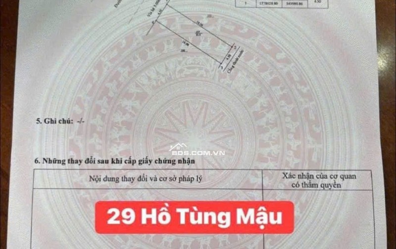 Bán đất mặt tiền Hồ Tùng Mậu , Thanh Khê, Đà Nẵng
Đường 10,5m lề mỗi bên 5m
Diện tích: 81m2
